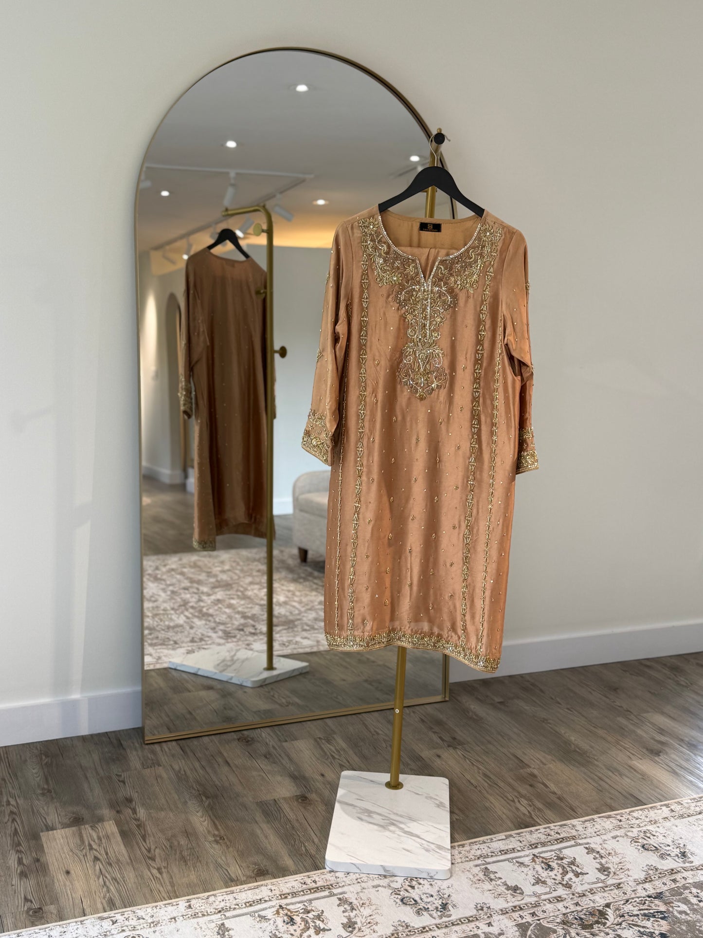 Sara Hussain Gold Salwar Kameez