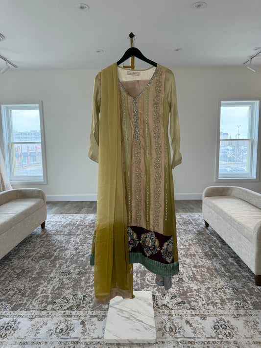 Sana Safinaz Salwar Kameez